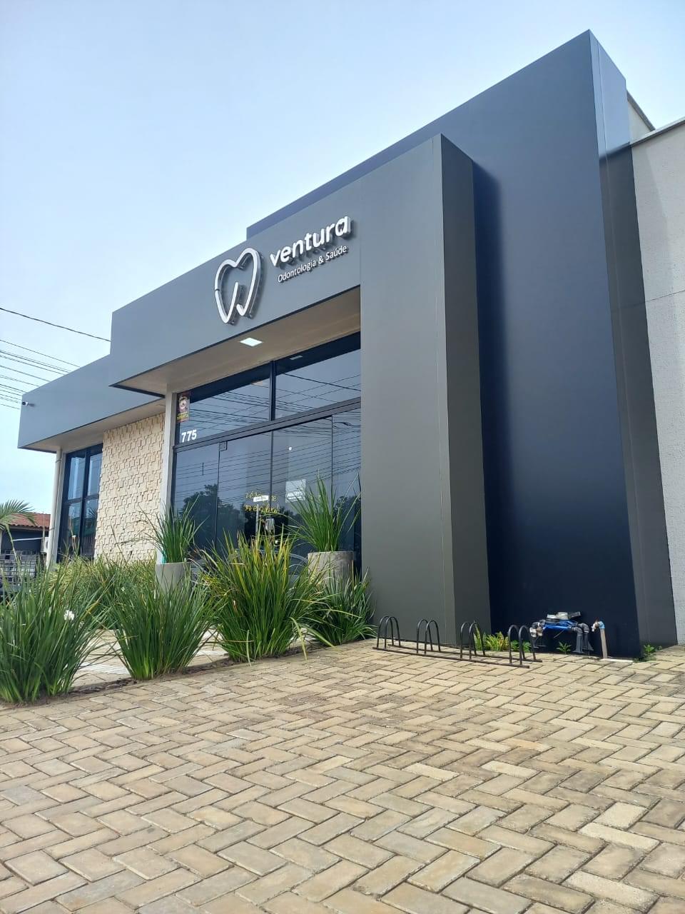 Fachada em ACM realizada pela FC Signs — projeto 8